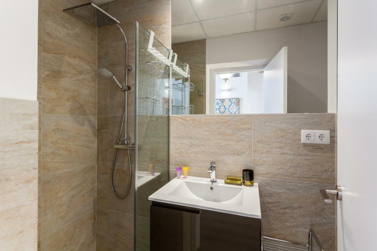 Florit Flats - Center 2br 2ba Attic Terrace View Wifi Ac Appartement *